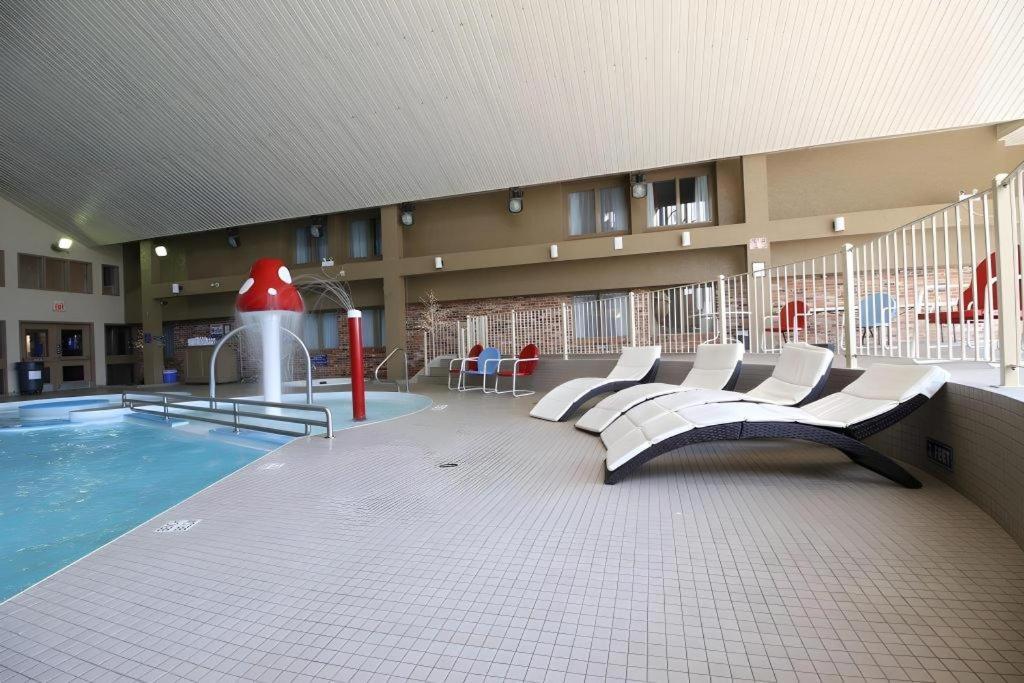 Medicine Hat Inn & Suites Eksteriør bilde