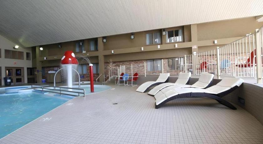 Medicine Hat Inn & Suites Eksteriør bilde